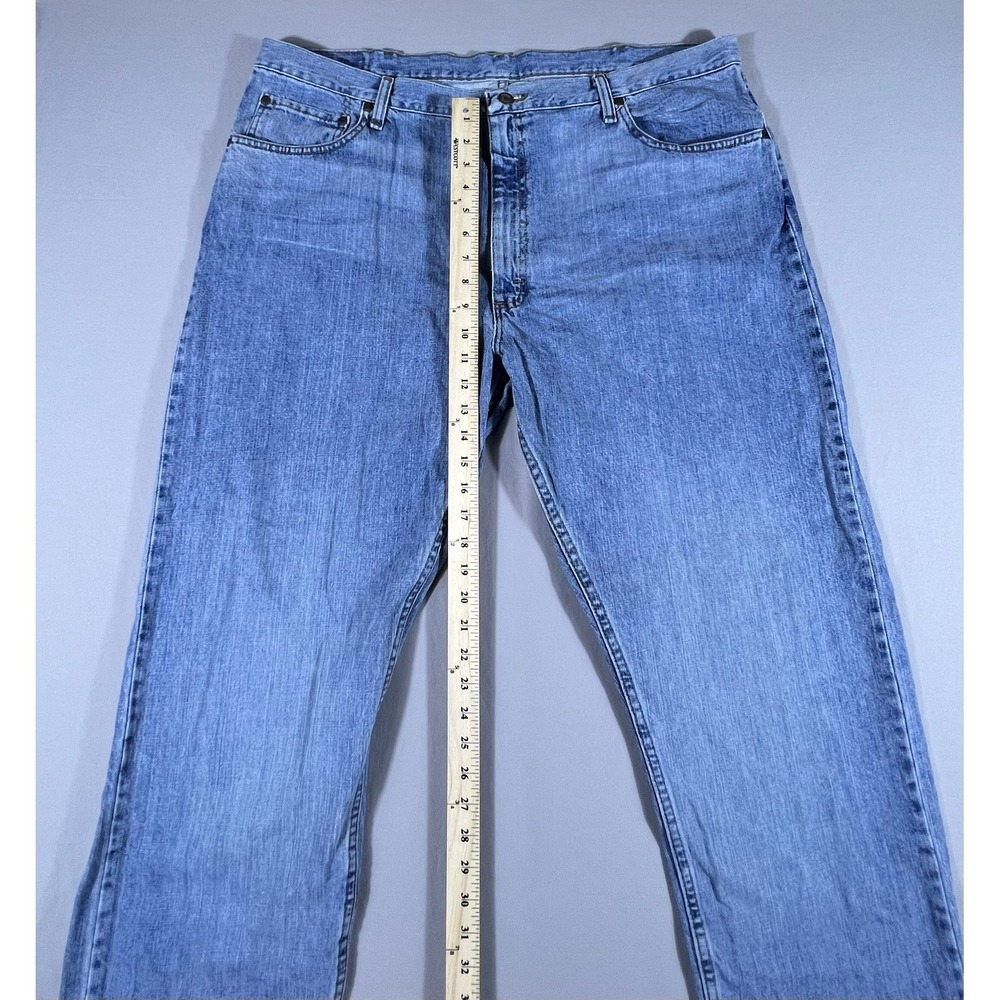 Wrangler Premium Quality Relaxed Fit Blue Jeans Men's 42x30 Light Wash - Picture 10 of 16